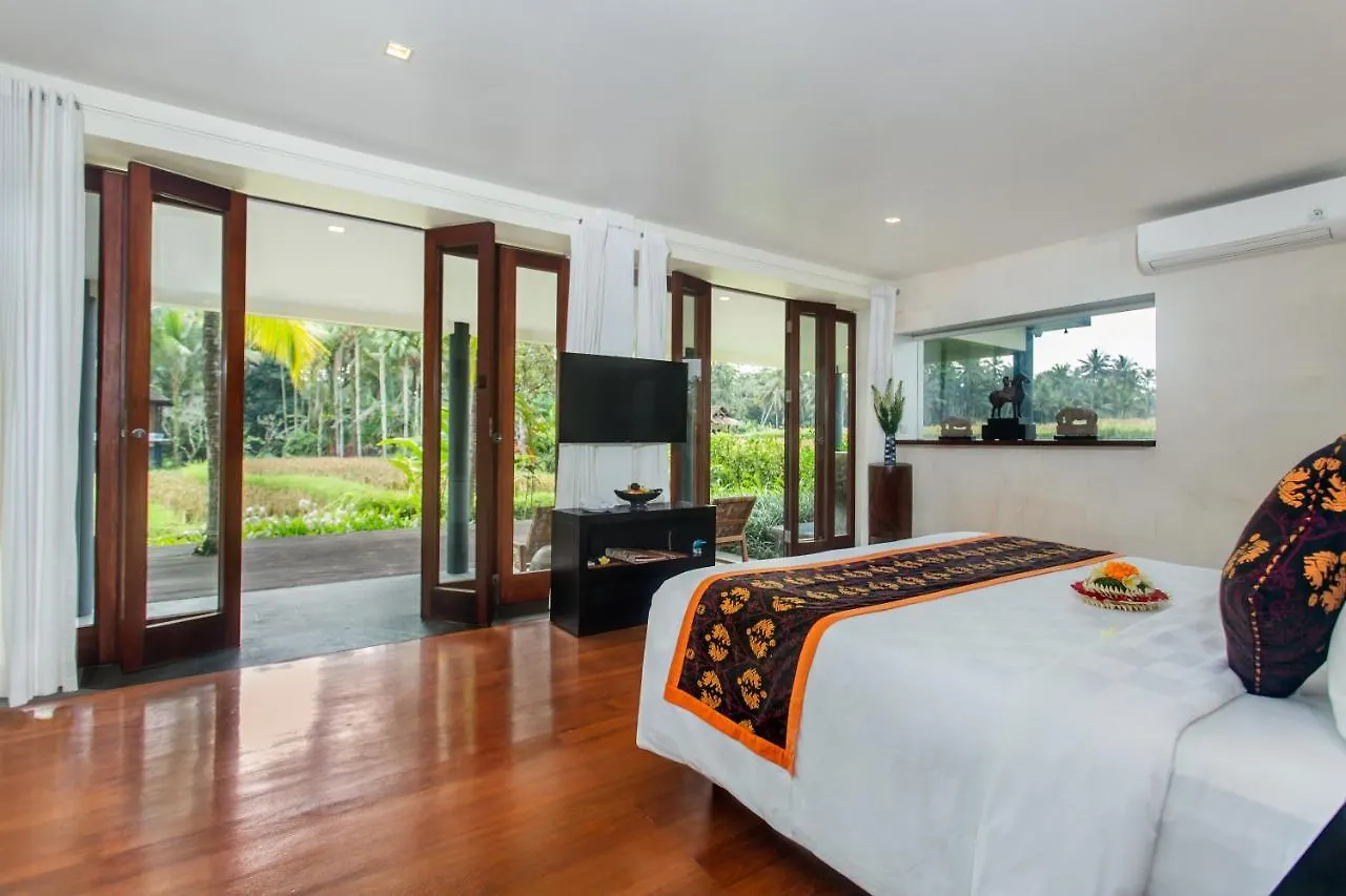 Uma Giri Villa Ubud 0*,