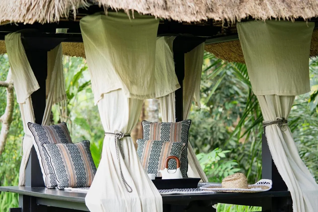 Uma Giri Villa Ubud Indonesia